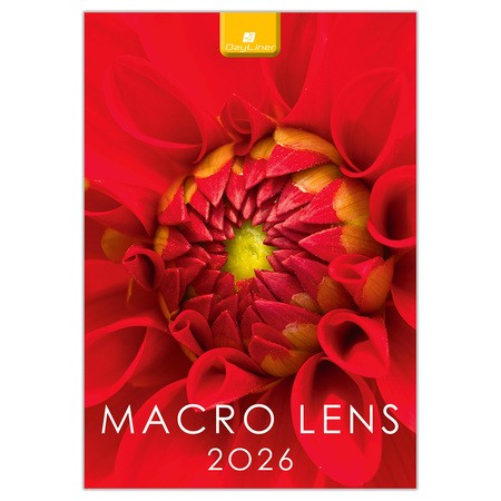 Macro lens B4, képes falinaptár 2026