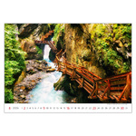 Via, képes falinaptár 2026