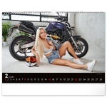 Girls & Bikes, képes falinaptár 2026
